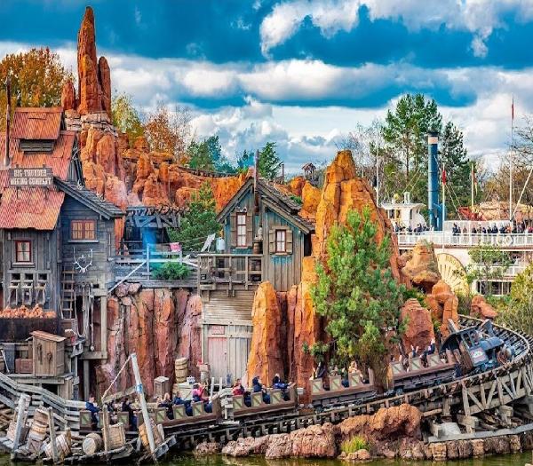 Attarction Disneyland Paris : Big Thunder Mountain